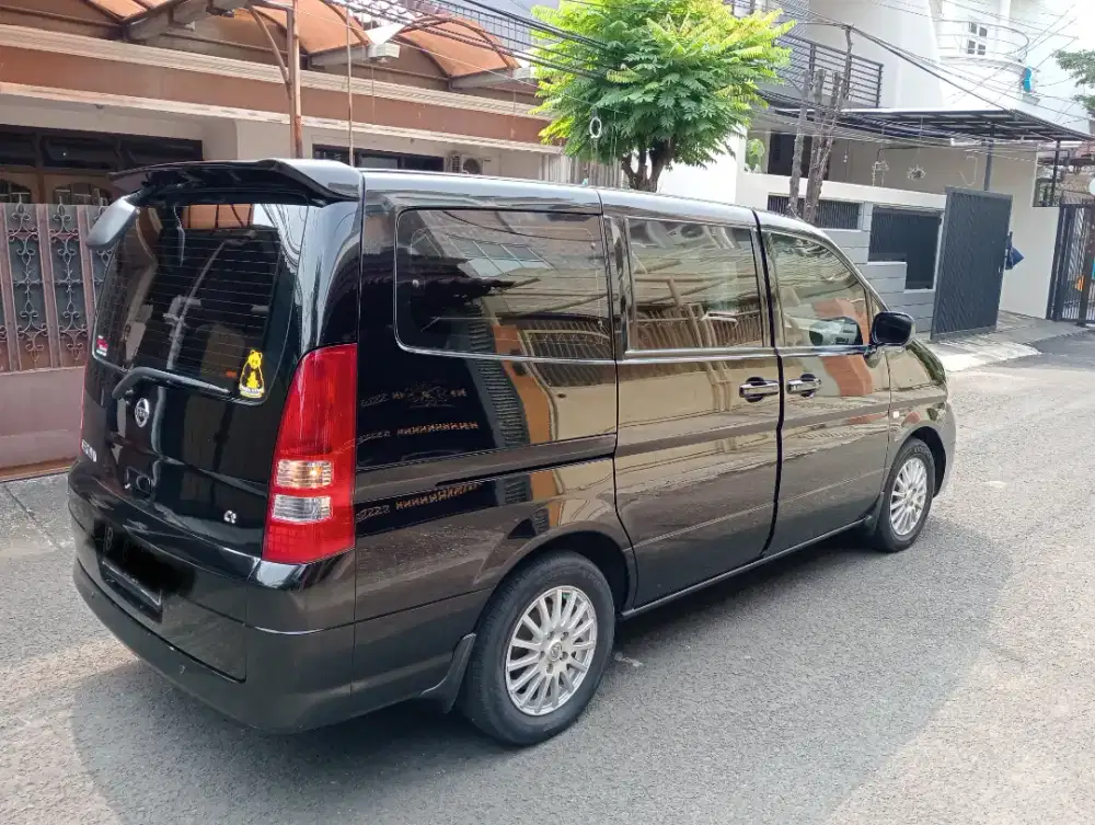 Nissan Serena CT 2011 Hitam