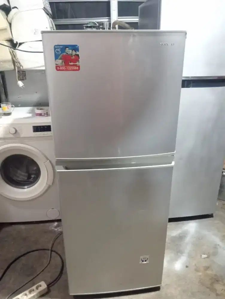 Kulkas Sharp 2 pintu original