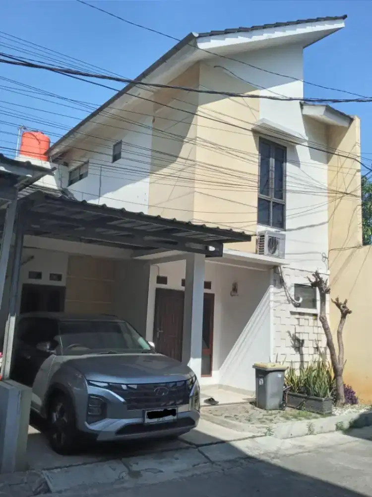 [DIJUAL SEGERA] Rumah Cluster 2 Lt deket Pintu Tol Komsen Jatiasih