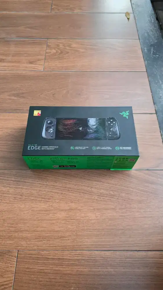 Razer Edge 6gb/128gb wifi