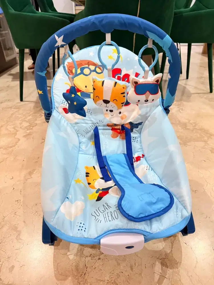 Sugarbaby 10 in 1 premium rocker (LIKE NEW)