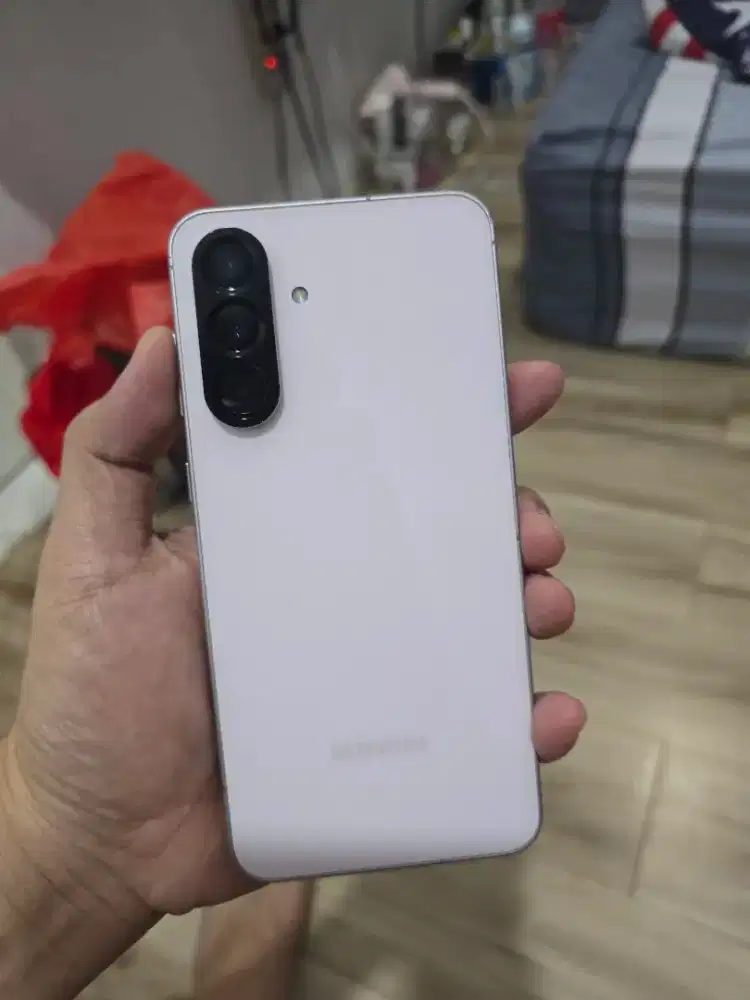 Samsung a56 5g pink 8/256(batangan)nominus,ada dent,NETT,PLUIT
