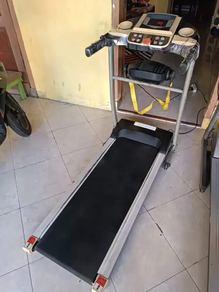 Promosi treadmil eletrik 2fungsi bagus