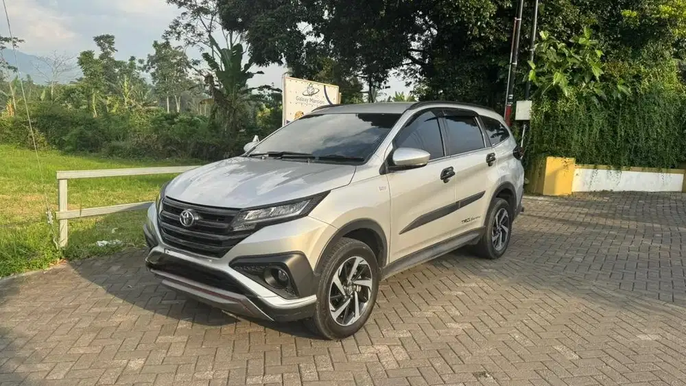 DIJUAL RUSH 1.5 S M/T 2019