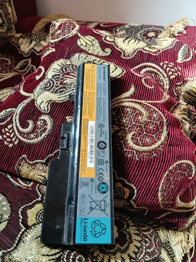 Baterai Laptop Lenovo