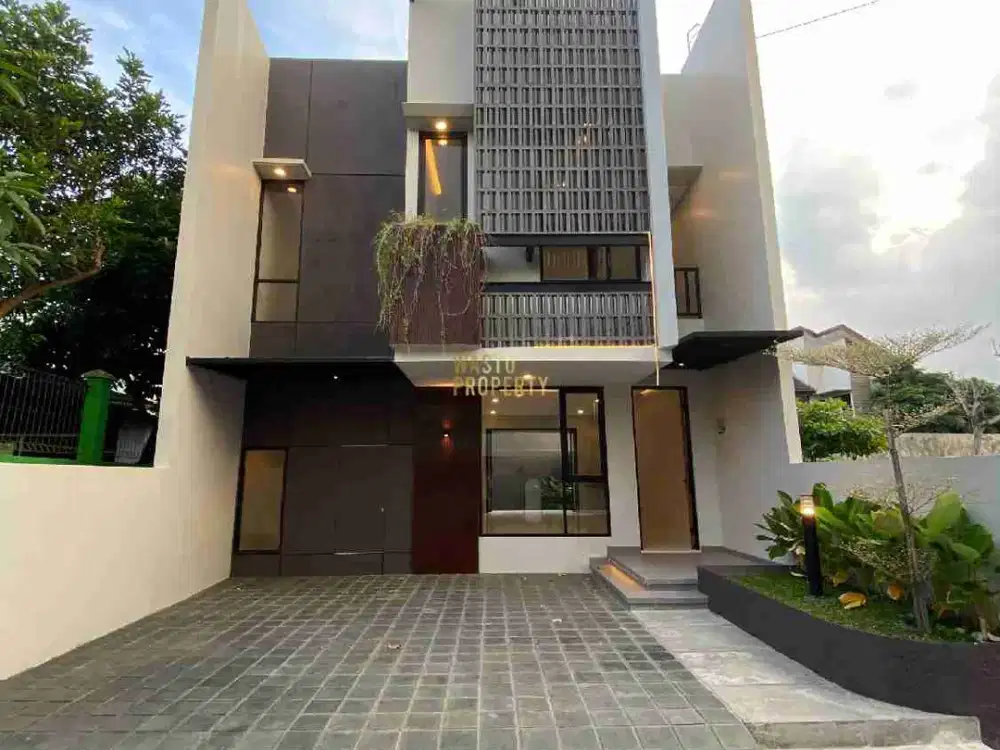 RUMAH MEWAH DEKAT UPN DI NGEMPLAK JOGJA