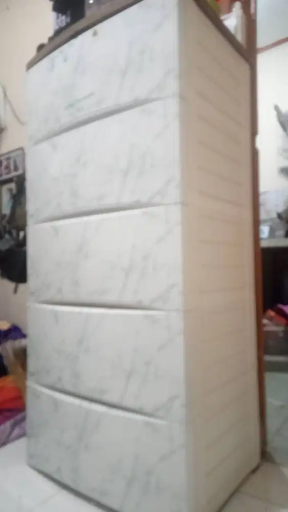 Lemari box kualitas premium.. minus pemakaian