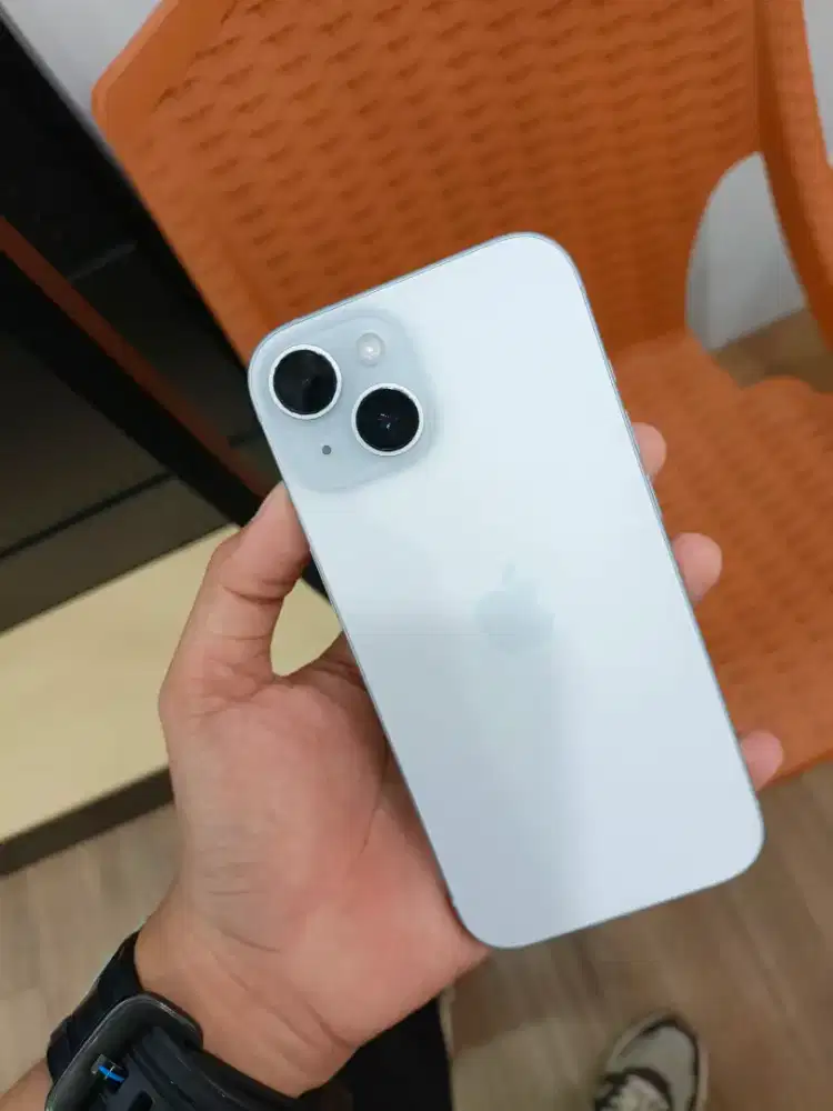 IPHONE 15 128 BESIC RESMI IBOX
