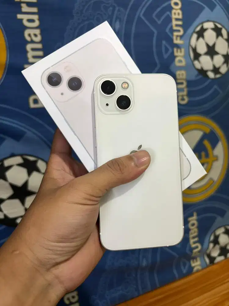 iPhone 13 128 GB Starlight