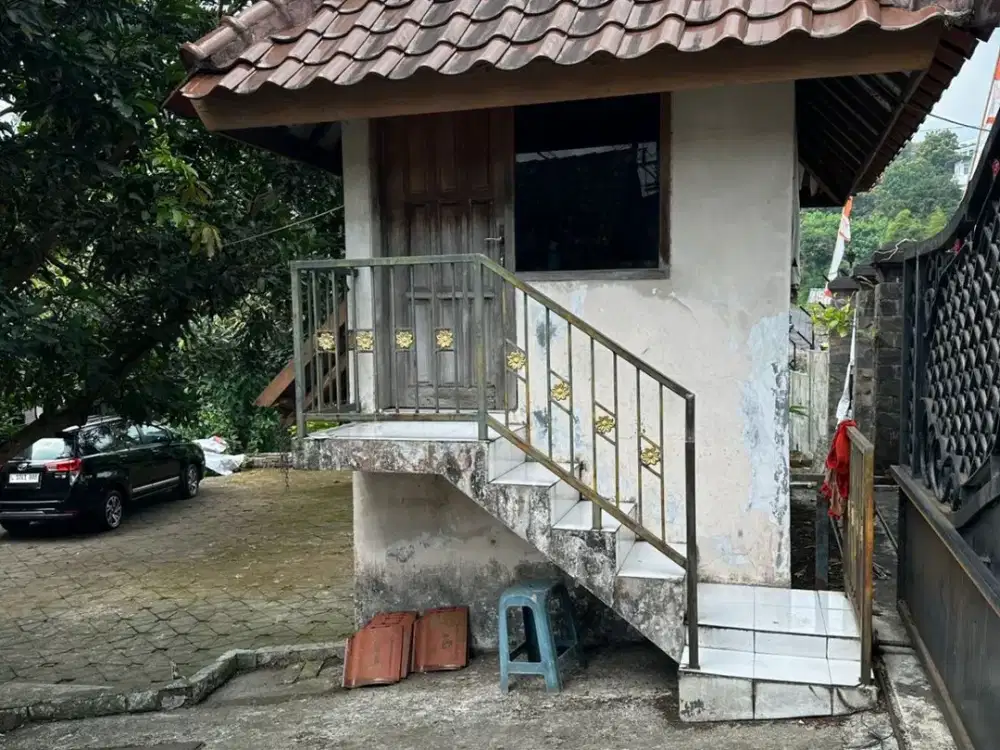 Dijual Rumah Hadap Selatan, Tanah Luas, Mojokerto Jawa Timur