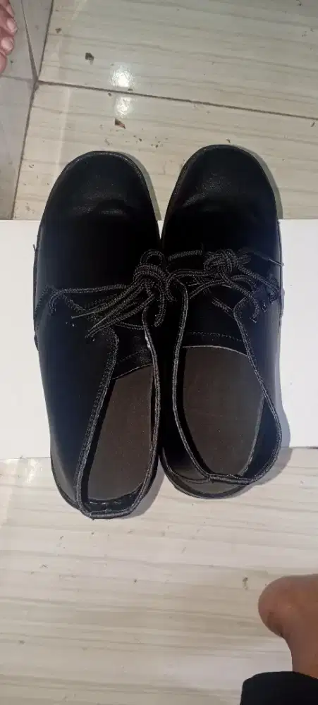 Sepatu PDH uk 42