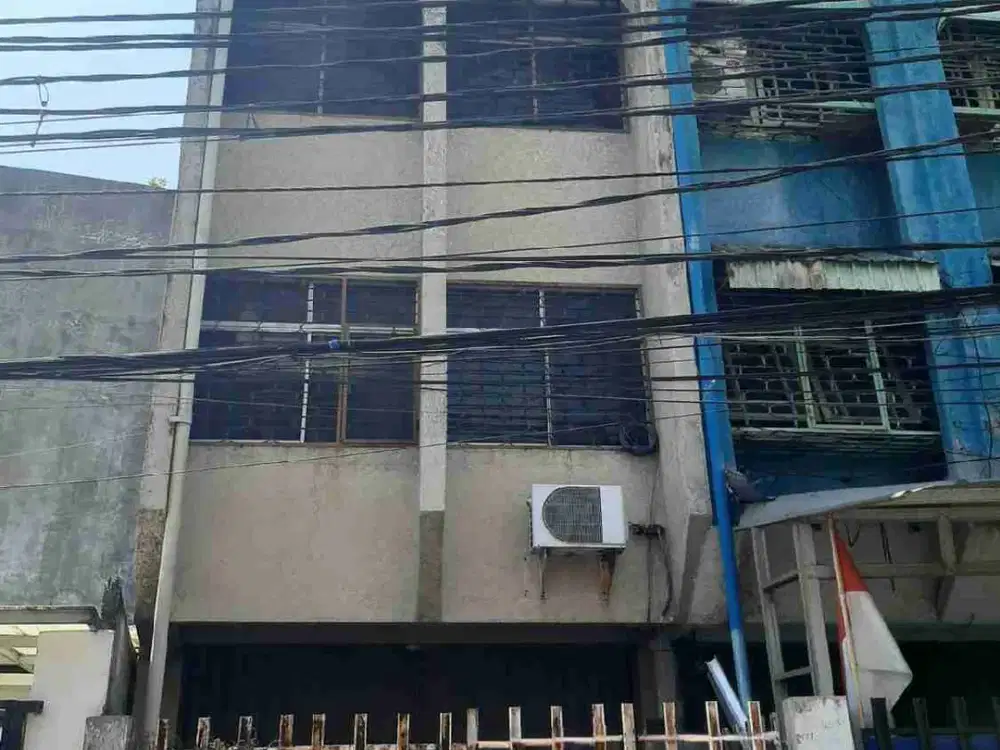 Dijual Ruko di jalan Pintu Besi