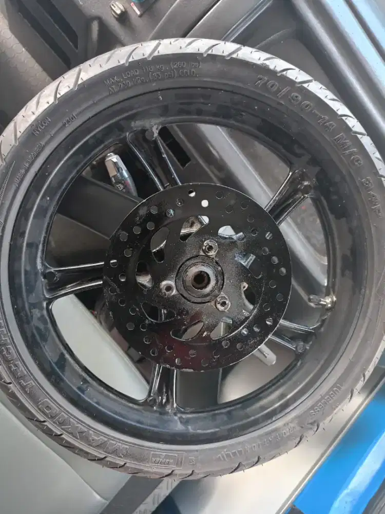 Ban ukuran 14 tubbeles plus velg 14  Soul gt