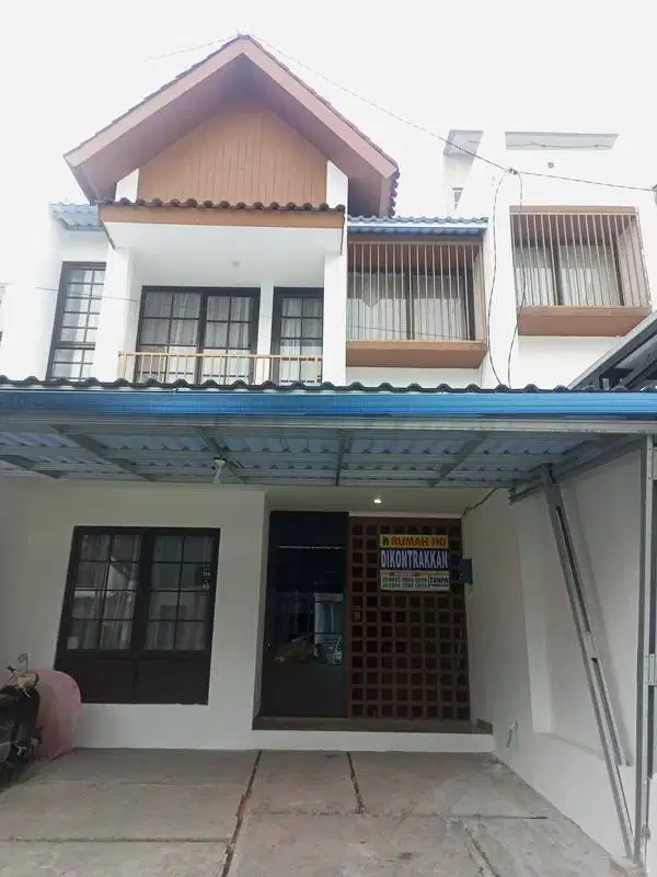 Disewakan Rumah Lantai 2 View Bagus Siap Huni