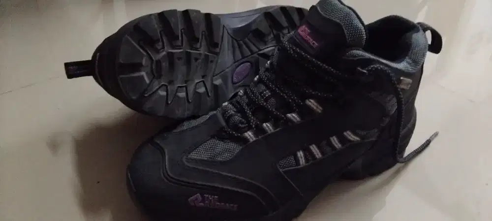 THE RED FACE size 40 insole 25 Goretex