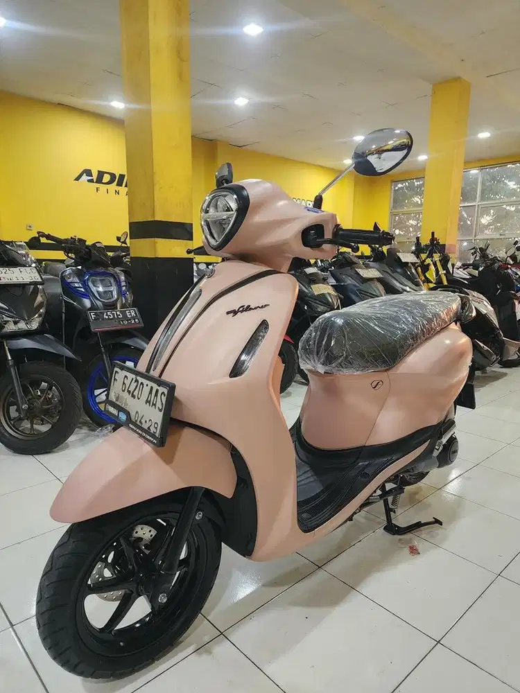 YAMAHA GRAND FILANO 2024