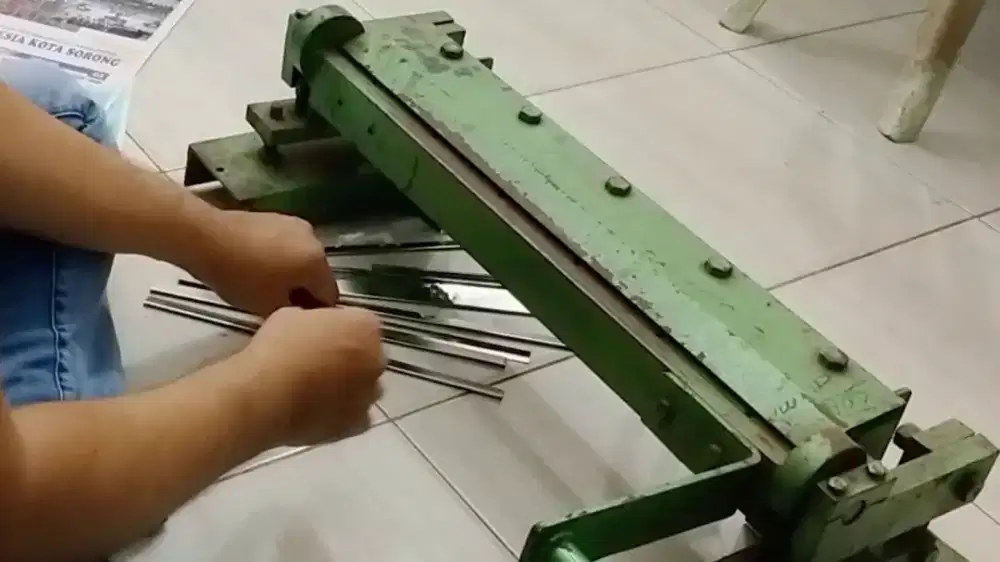 JUAL MESIN JEPIT KALENG KALENDER BEKAS