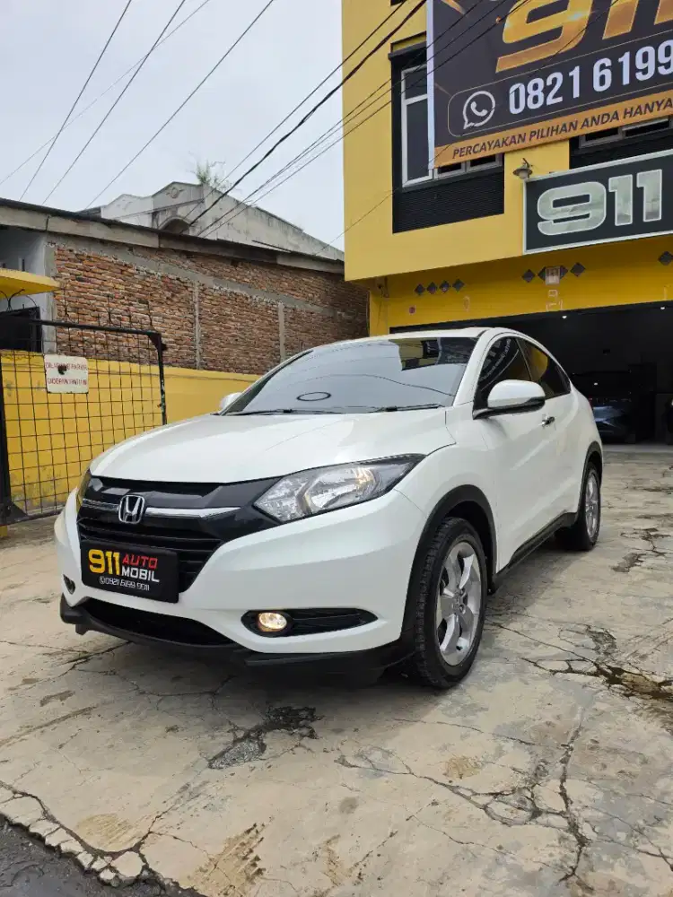 [ ODO 30 RIBUAN ] HONDA HRV HR-V 1.5 E CVT TAHUN 2018