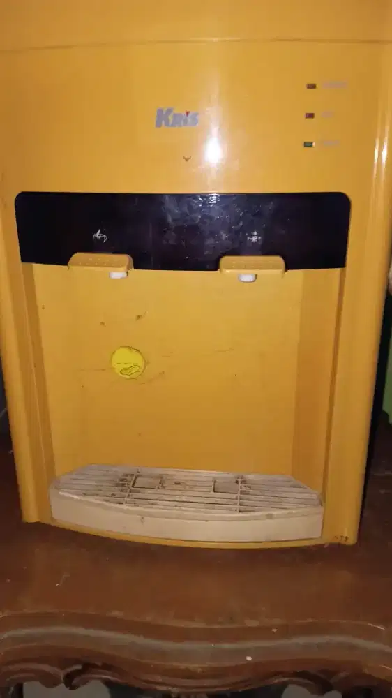 Dispenser dingin+panas