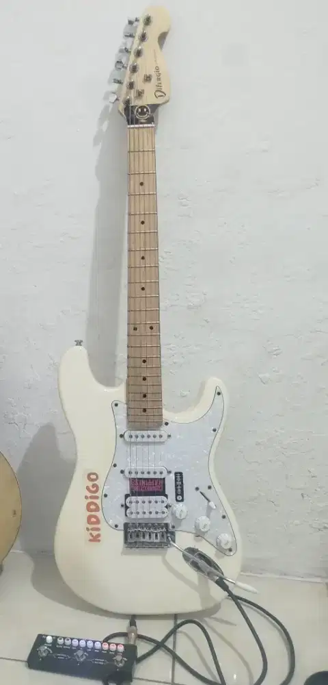 Jual gitar listrik bekas
