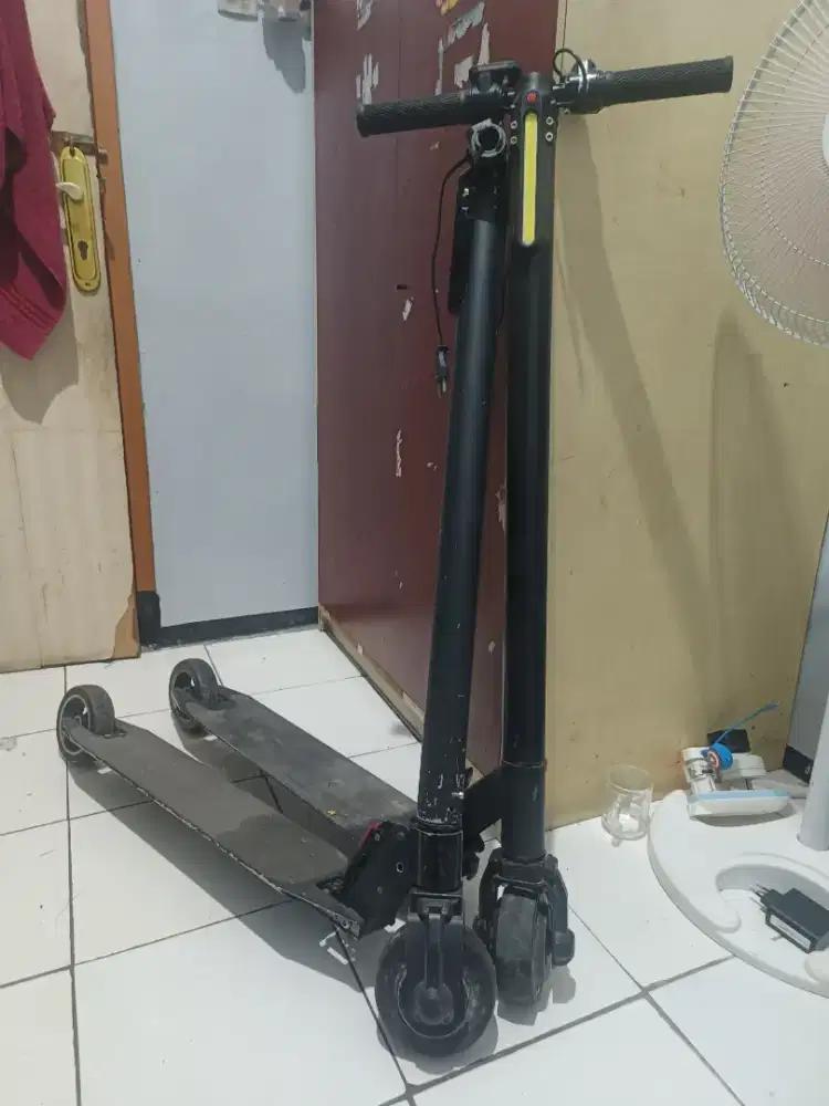 Sepeda skuter listrik