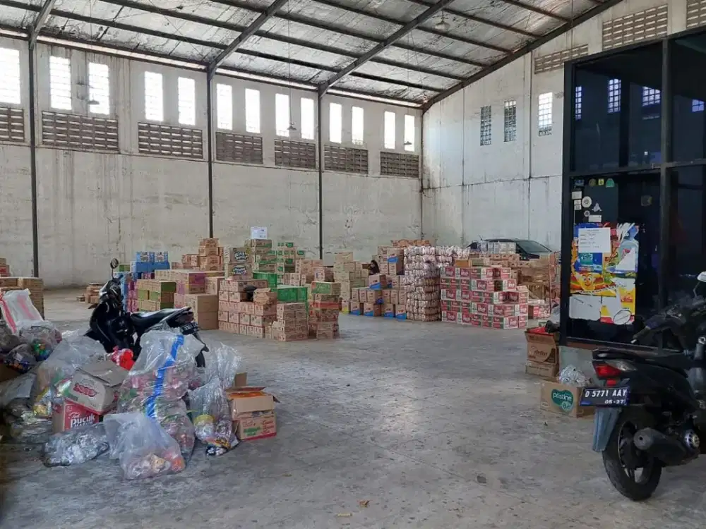 Disewakan Gudang Siap Pakai Cocok untuk Usaha Lokasi di Mainroad Kopo Dekat ke Tol Pasirkoja Bandung