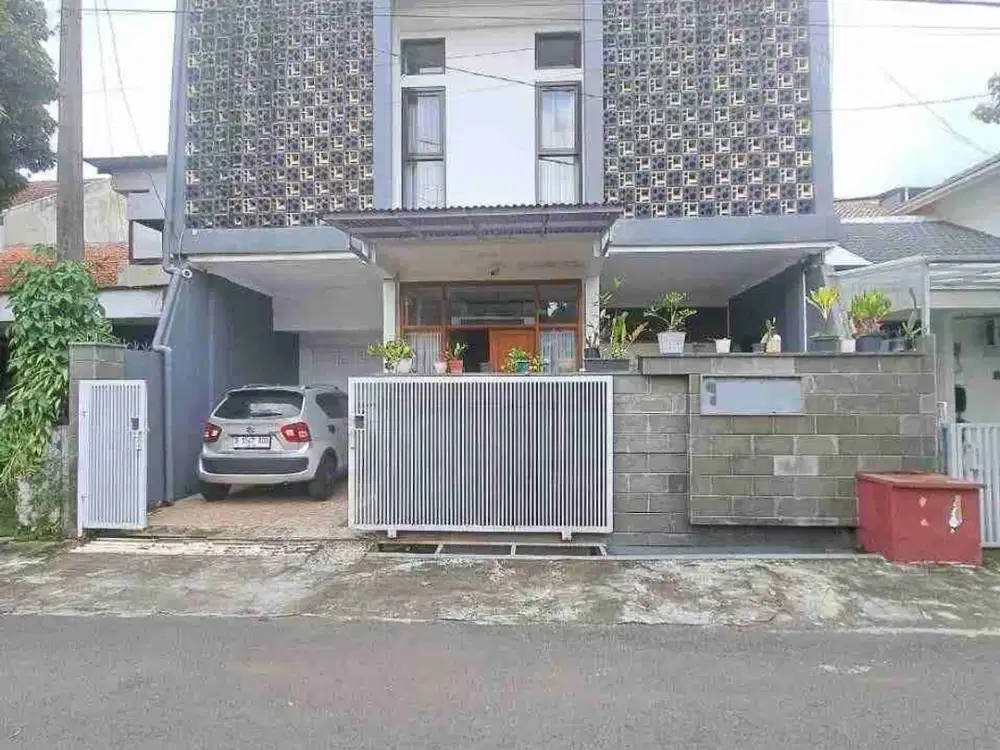 Dijual Rumah Bagus Lokasi Strategi Dekat Tol Buah Batu  kota bandung