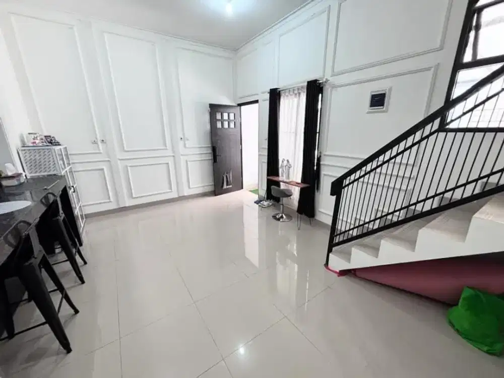 Disewakan Rumah 2 Lantai One Gate System Siap Huni Lokasi Strategis di Gland Arcadia Buah Batu Bandung