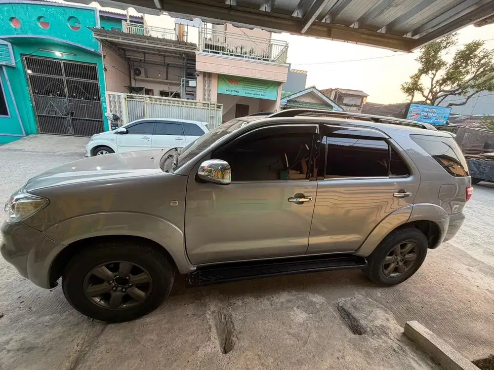 Fortuner 2.7 Matic Silver Terawat