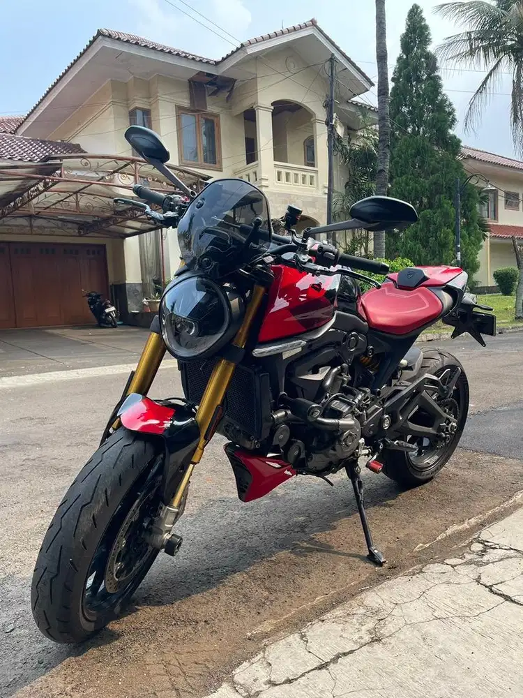ducati monster 937 Sp