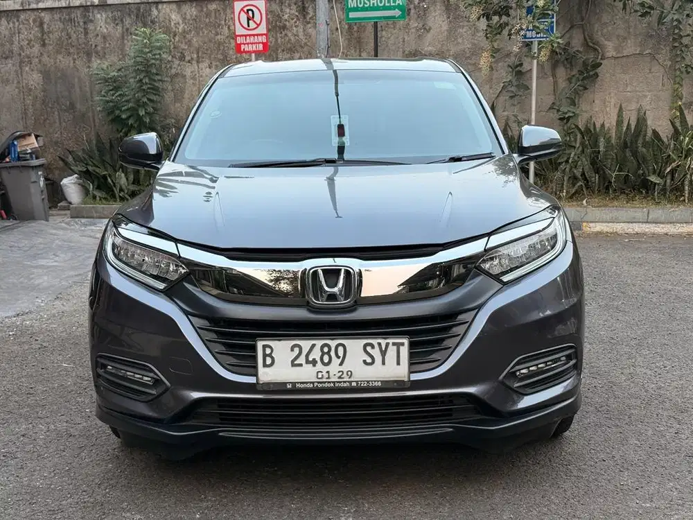 Honda HRV 1.5 SE AT 2018 Abu-Abu Meralic