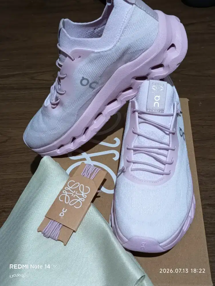 OC Loewe Cloudtilt Pink Pale