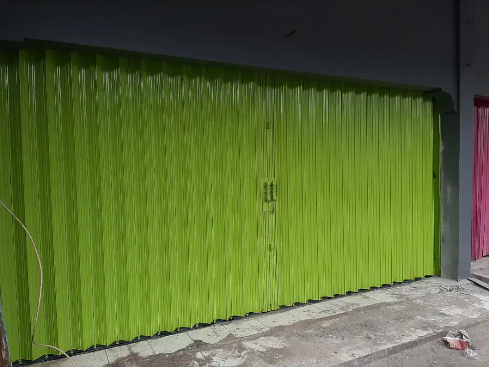 Folding gate bekas