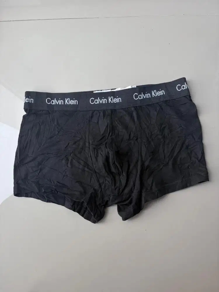 celana dalam boxer Calvin Klein CK hitam polos (L), karet aman