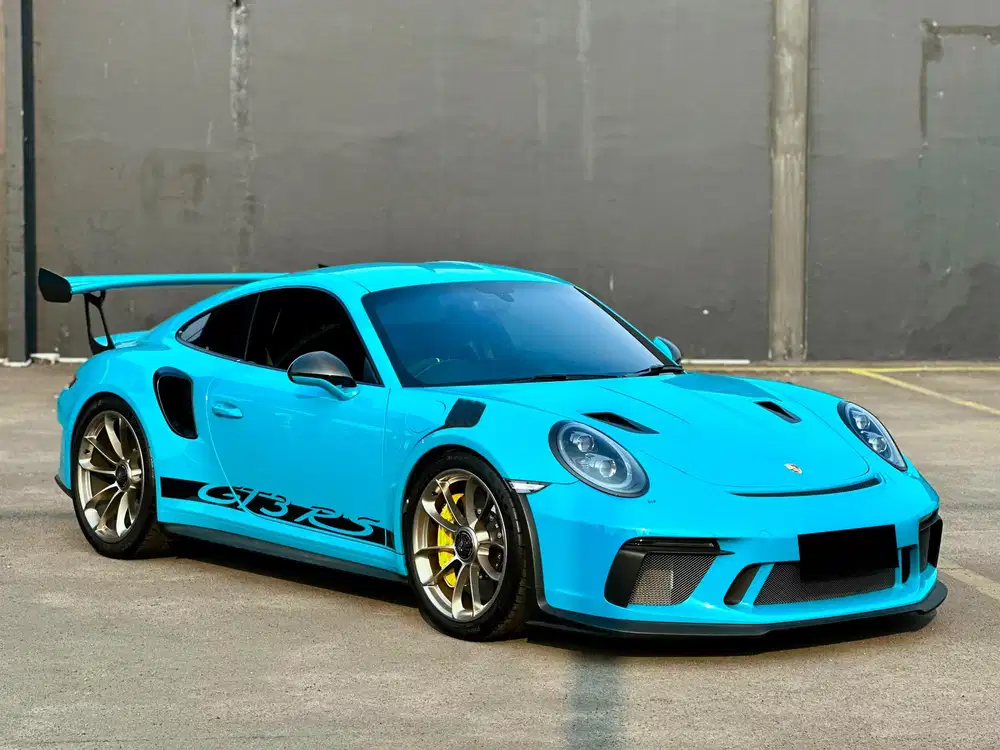 Porsche 911 GT3 RS Odo 1300 Like New