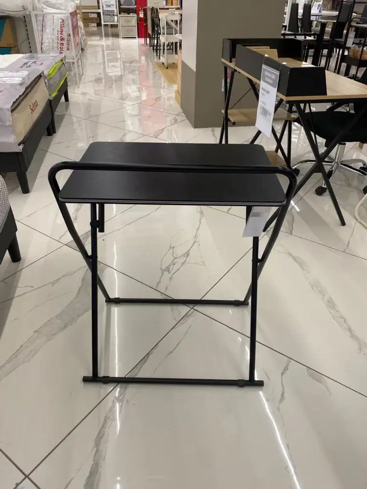 meja lipat fillipo