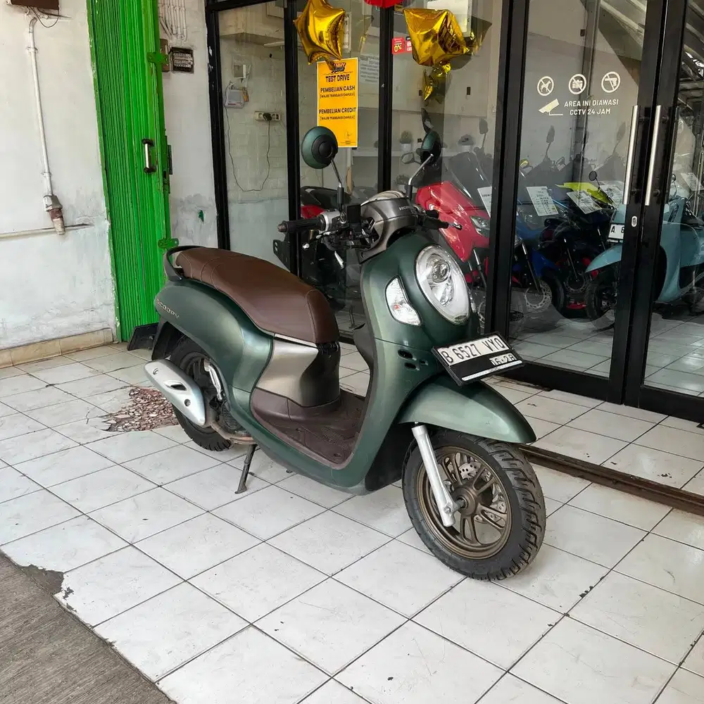 SCOOPY PRESTIGE 2023