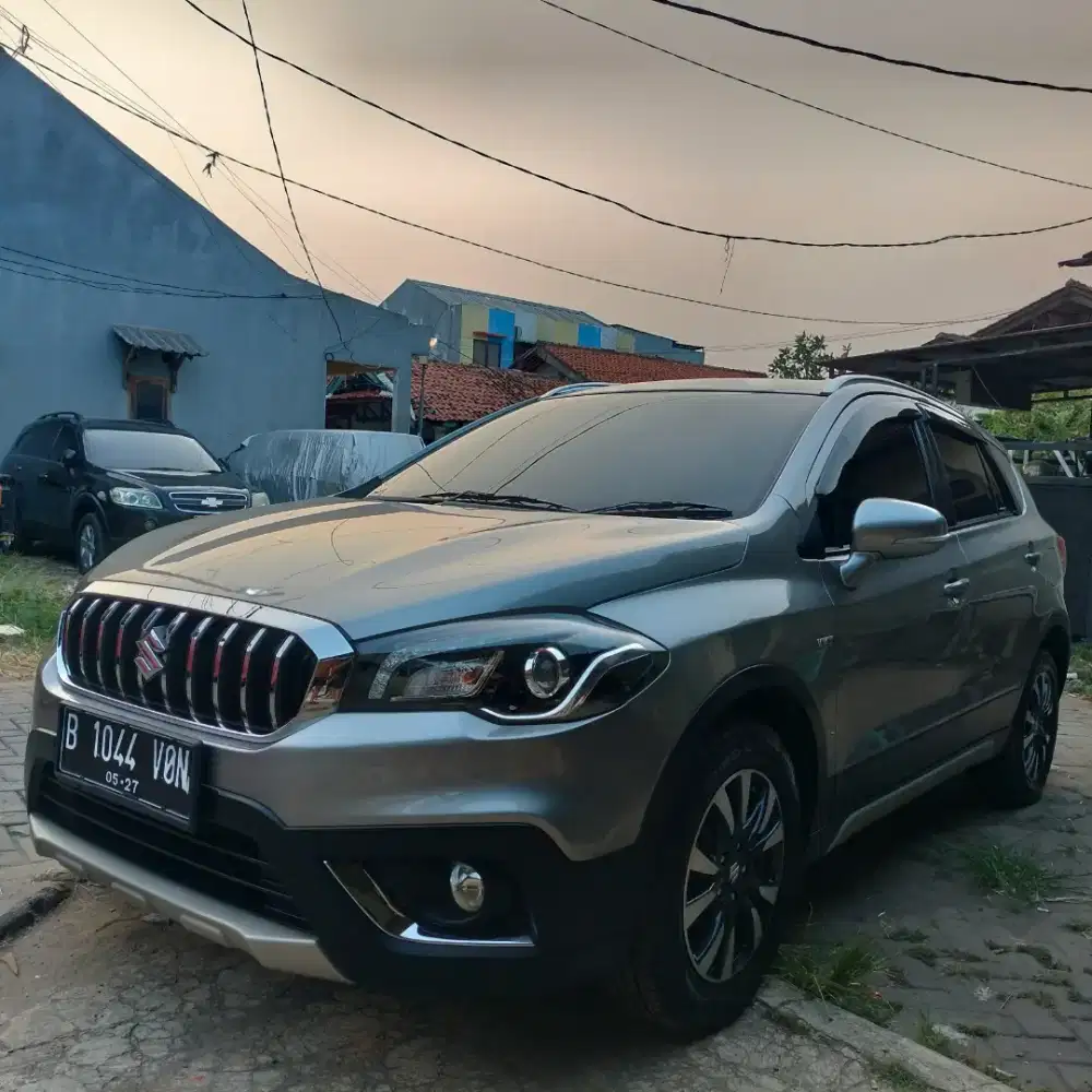 Suzuki Sx4 Scross 2019 Pemakaian 2020 1.5 Matic ( Siap Pakai Saja ) .