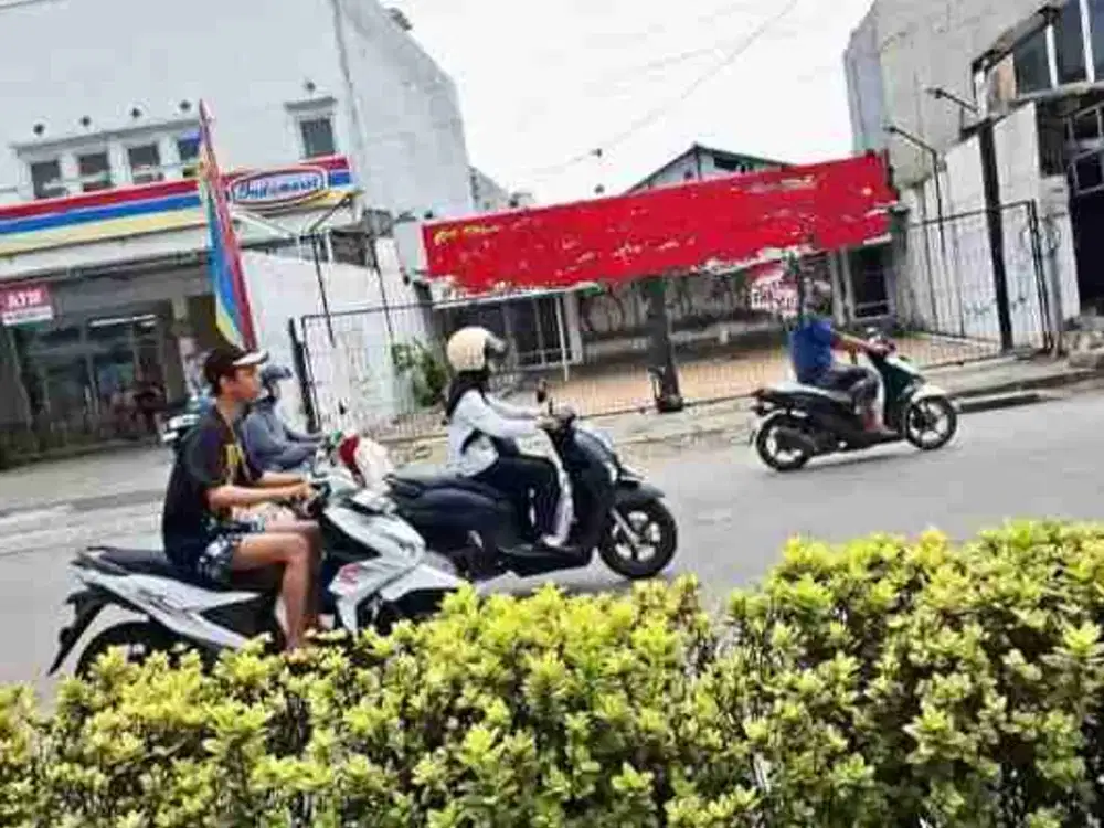 Disewakan Ruko 1 Lantai posisi strategis Di Jalan Raya Siliwangi, Pamulang Barat, Pamulang, Tangerang selatan