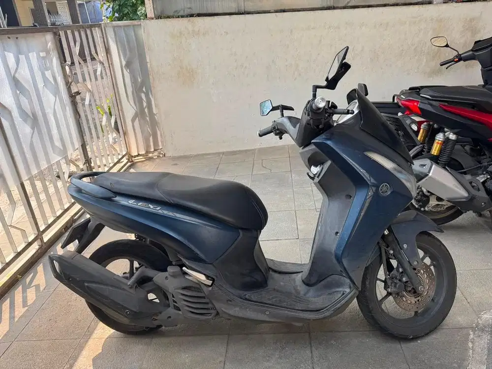 LEXI S KEYLESS 2019
