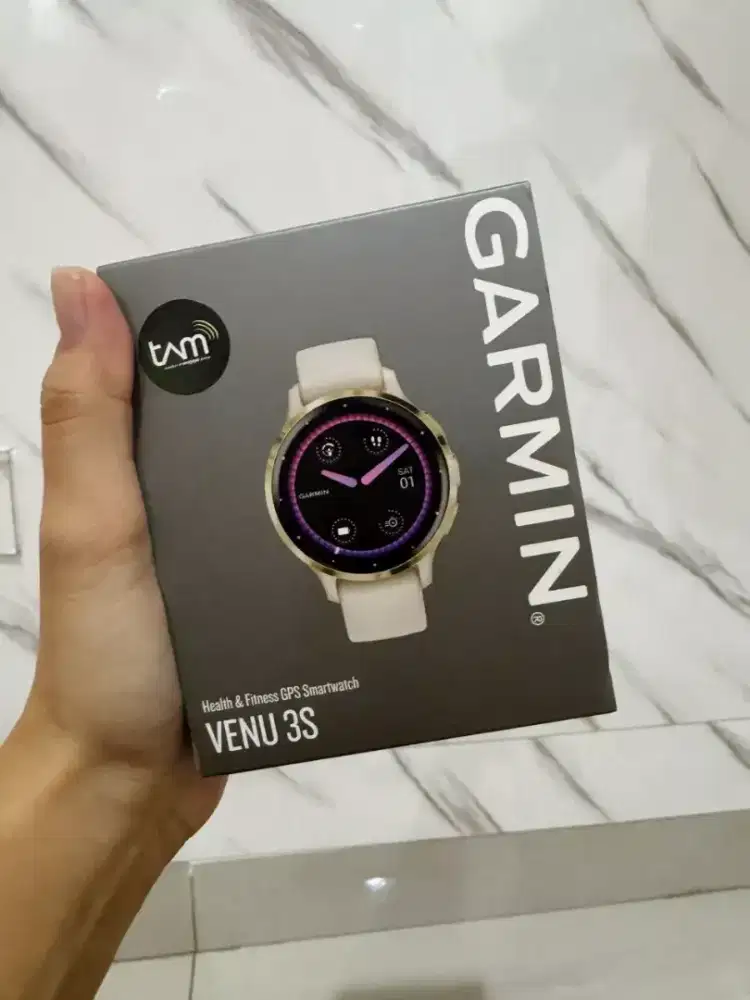 Garmin venu 3s like new