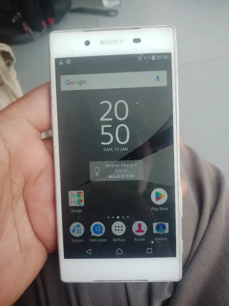 sony experia z5 au