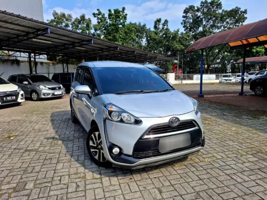 [OLXmobbi] HOT SALE - TOYOTA SIENTA 1.5 V MATIC 2018