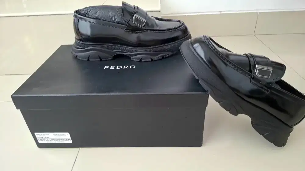 PEDRO type Leather LOAFERS size 39