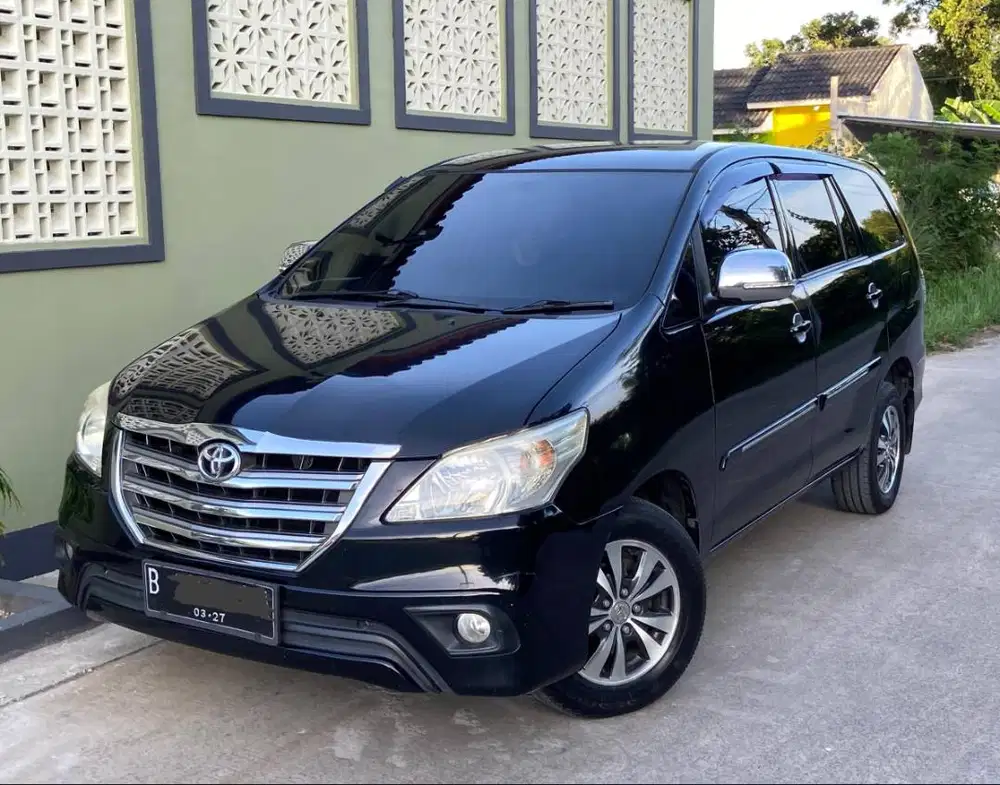 INNOVA DIESEL G 2.5 AT 2015