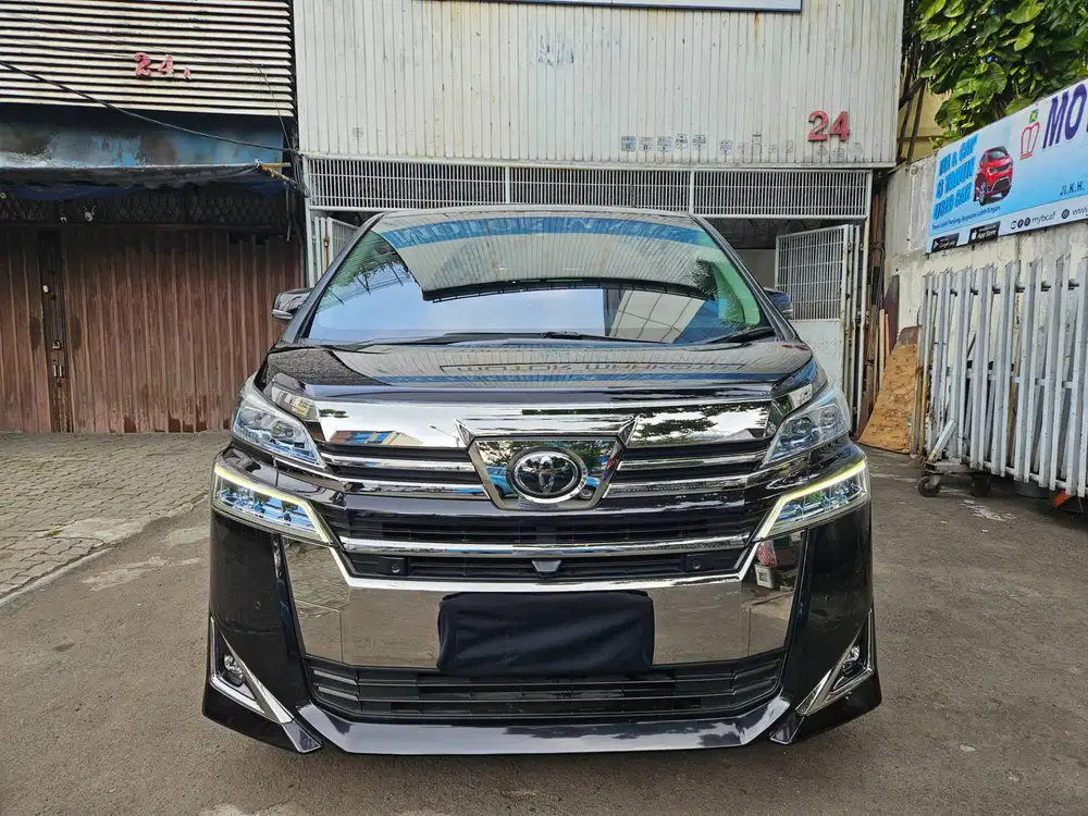 47 rb km Toyota Vellfire 2.5 G TSS atpm 2021 nik 2020 hitam ungu tua