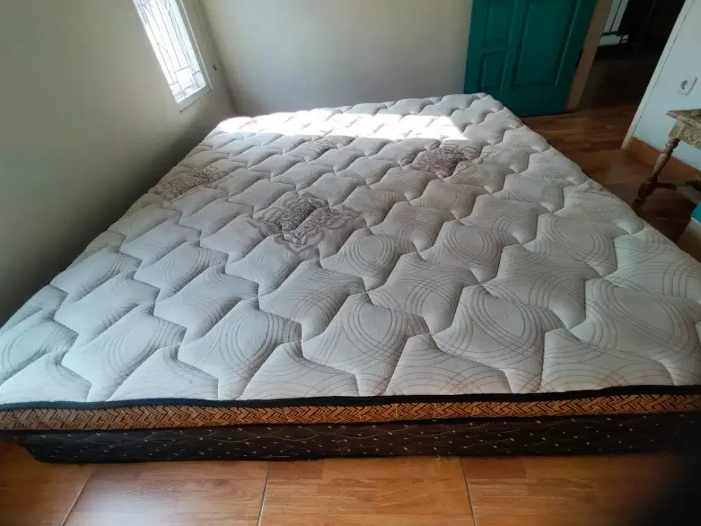 Dijual kasur spring bed