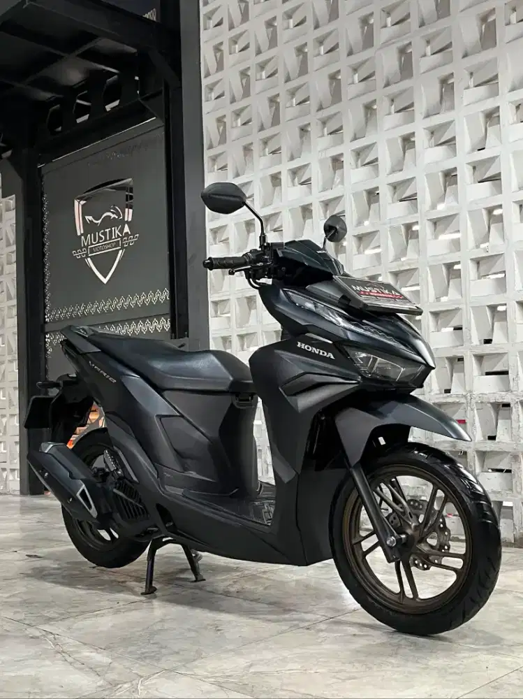 HONDA VARIO 125 KEYLESS 2024 - Chintia Mustika