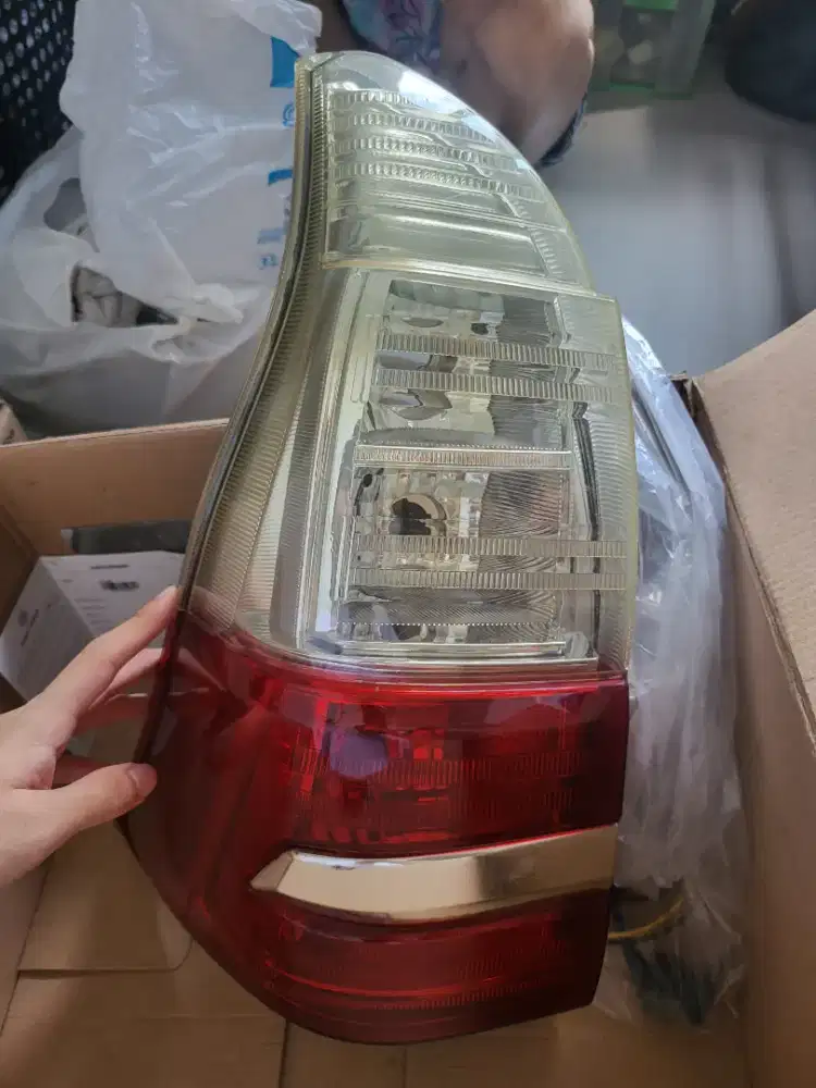 Stoplamp avanza 2022 kiri