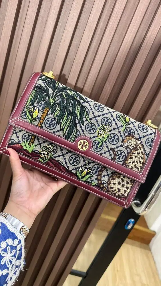 Tory Burch preloved